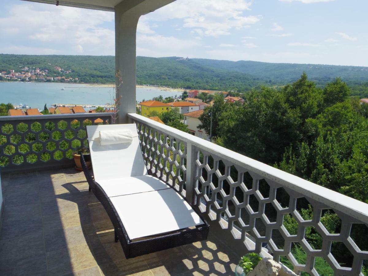 Apartman Lavandin Cizici Exterior photo